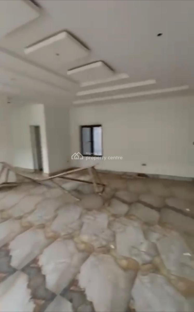 Super Spacious 3bedroom En-suite Flat, in an Estate, Karmo, Abuja, Block of Flats for Sale