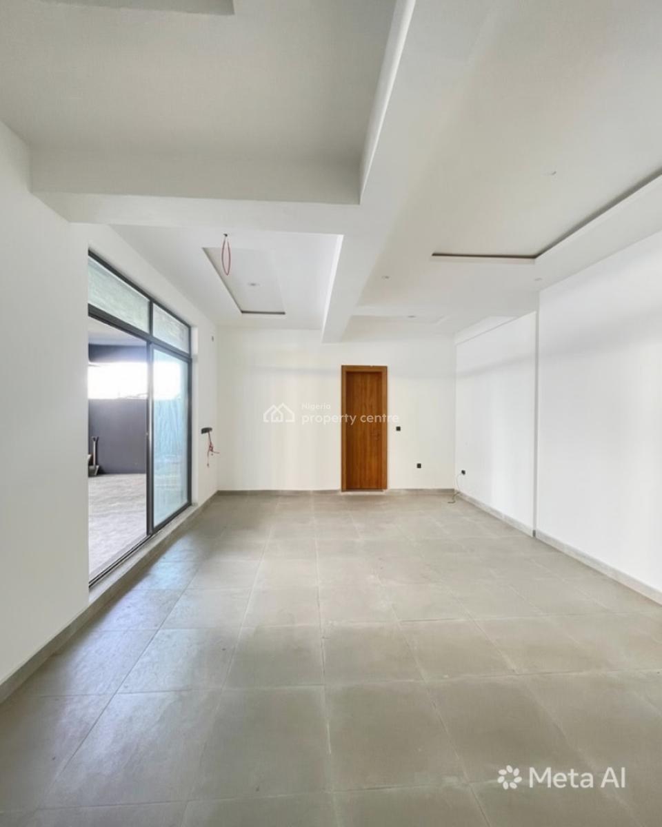 2 Bedroom Apartment, Lekki Phase 1, Lekki, Lagos, Block of Flats for Sale