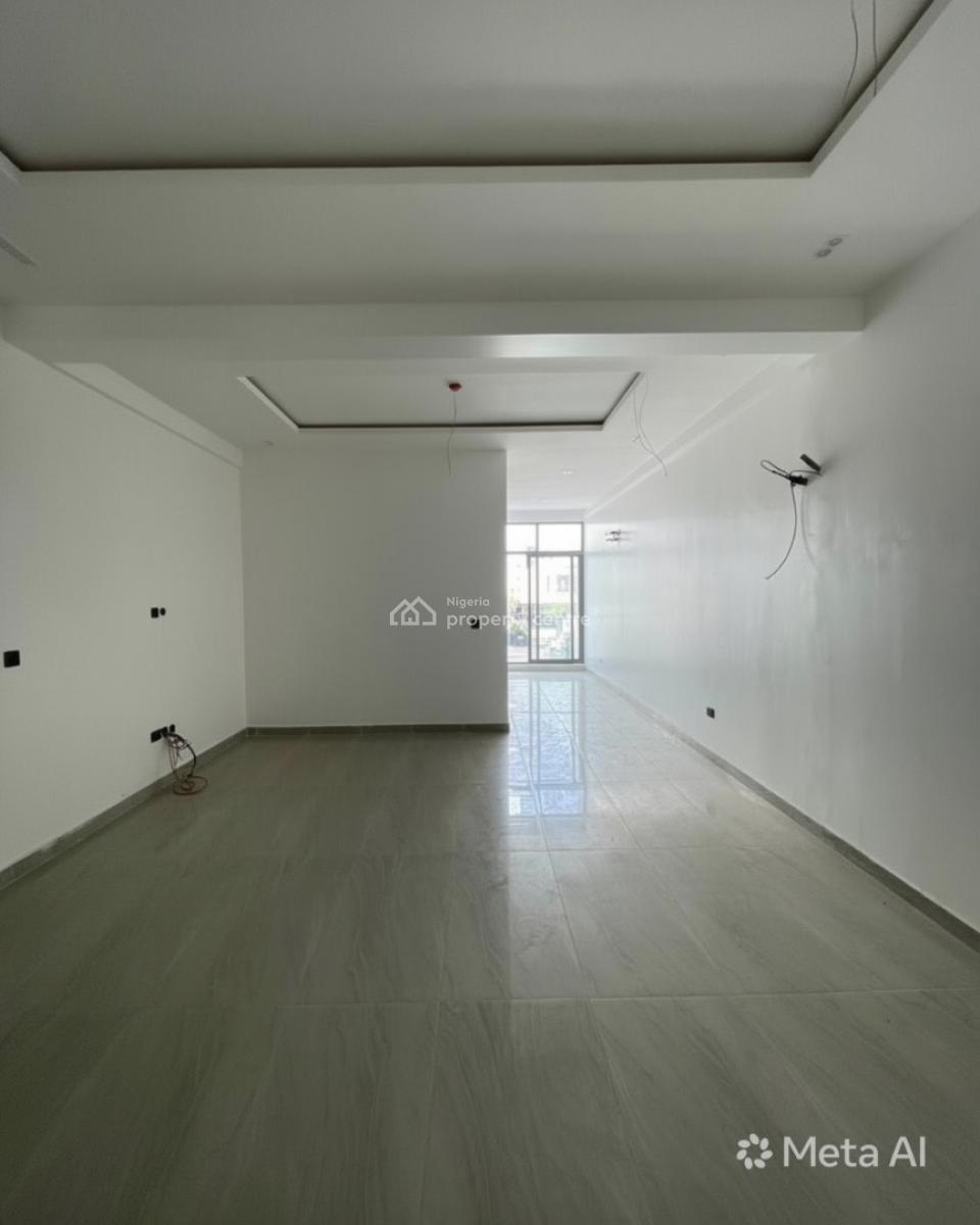 2 Bedroom Apartment, Lekki Phase 1, Lekki, Lagos, Block of Flats for Sale