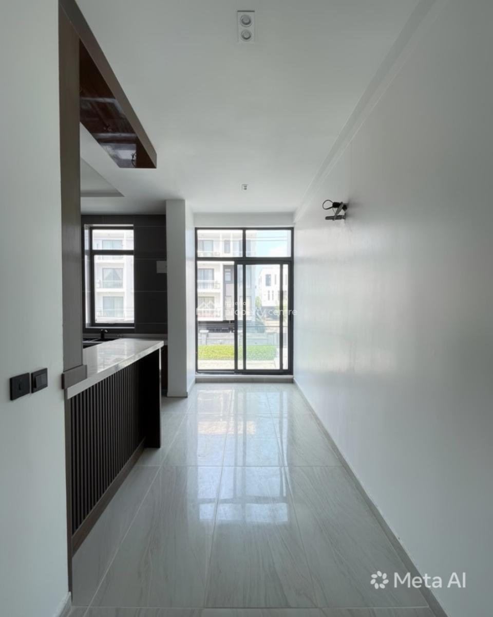 2 Bedroom Apartment, Lekki Phase 1, Lekki, Lagos, Block of Flats for Sale