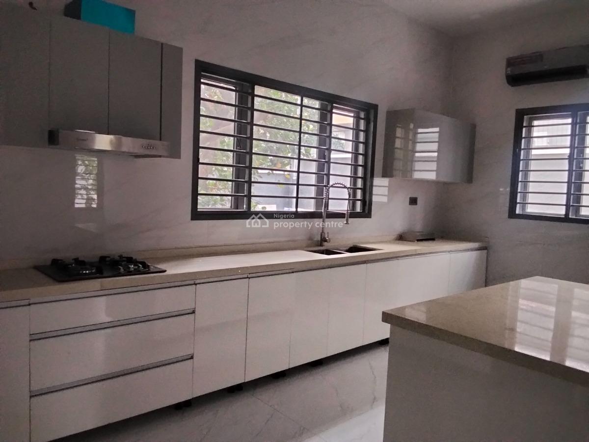 Ambassadorial 5-bedroom Mansion, Off Oduduwa Crescent, Ikeja Gra, Ikeja, Lagos, Detached Duplex for Rent