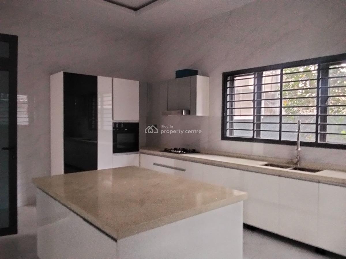 Ambassadorial 5-bedroom Mansion, Off Oduduwa Crescent, Ikeja Gra, Ikeja, Lagos, Detached Duplex for Rent