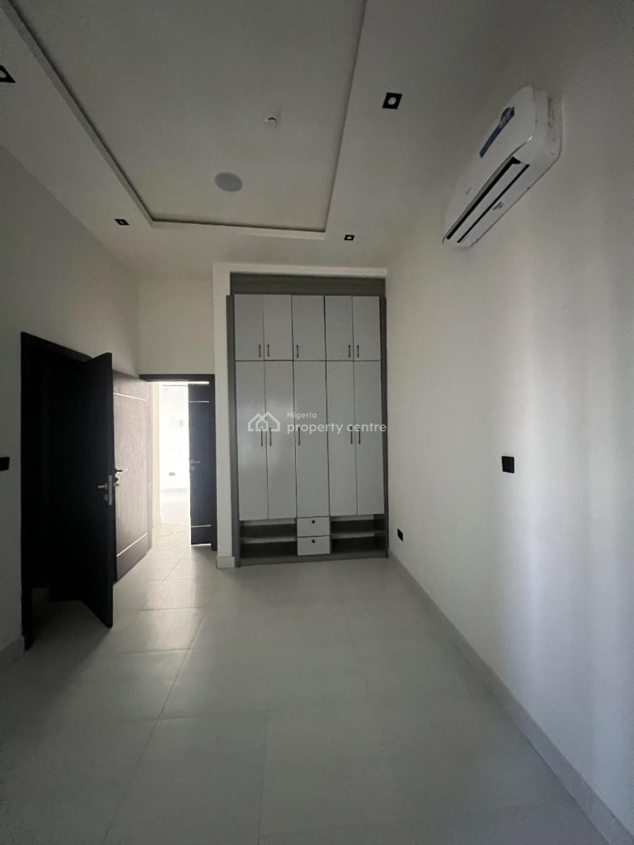 Luxury 2 Bedroom Apartment, Off Freedom Way, Lekki Phase 1, Lekki, Lagos, Flat / Apartment for Rent