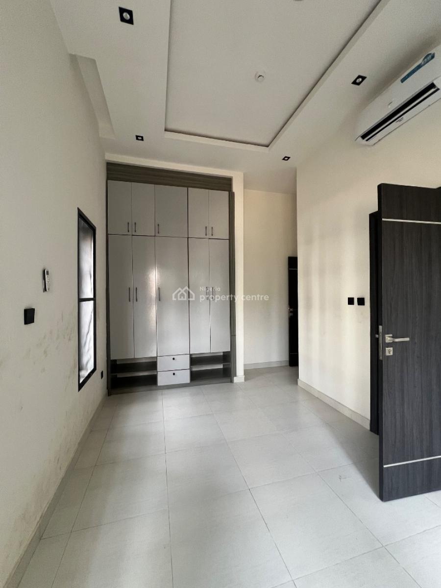 Luxury 2 Bedroom Apartment, Off Freedom Way, Lekki Phase 1, Lekki, Lagos, Flat / Apartment for Rent