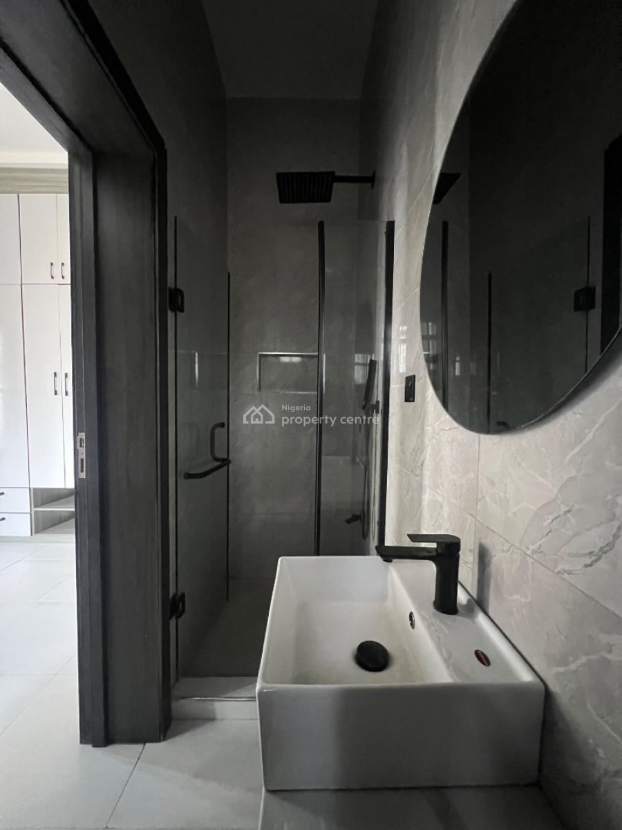 Luxury 2 Bedroom Apartment, Off Freedom Way, Lekki Phase 1, Lekki, Lagos, Flat / Apartment for Rent