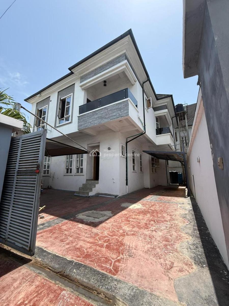 Distress Selling   4 Bedroom Fully Detached Duplex / Bq / Security, Chevron, Lekki, Lagos, Detached Duplex for Sale