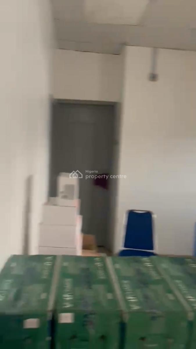 100sqmt Showroom Space, Opebi, Opebi, Ikeja, Lagos, Shop for Rent