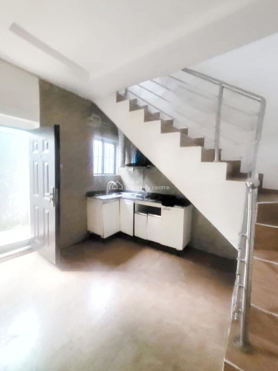 Luxury Mini Terrace Duplex, Isheri, Magodo, Lagos, Terraced Duplex for Rent