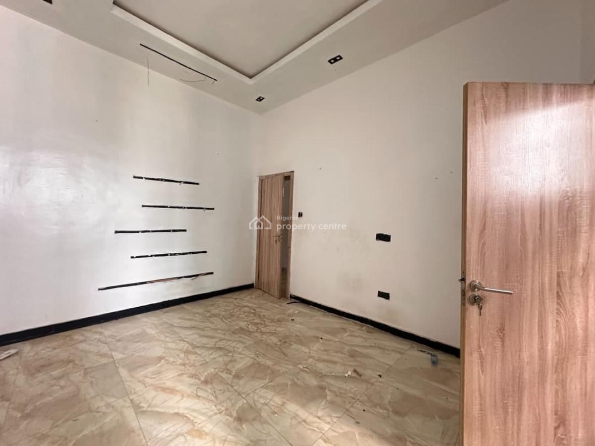 4 Bedroom Terrace Duplex in a Secured Estate, Ikota, Lekki, Lagos, Terraced Duplex for Rent
