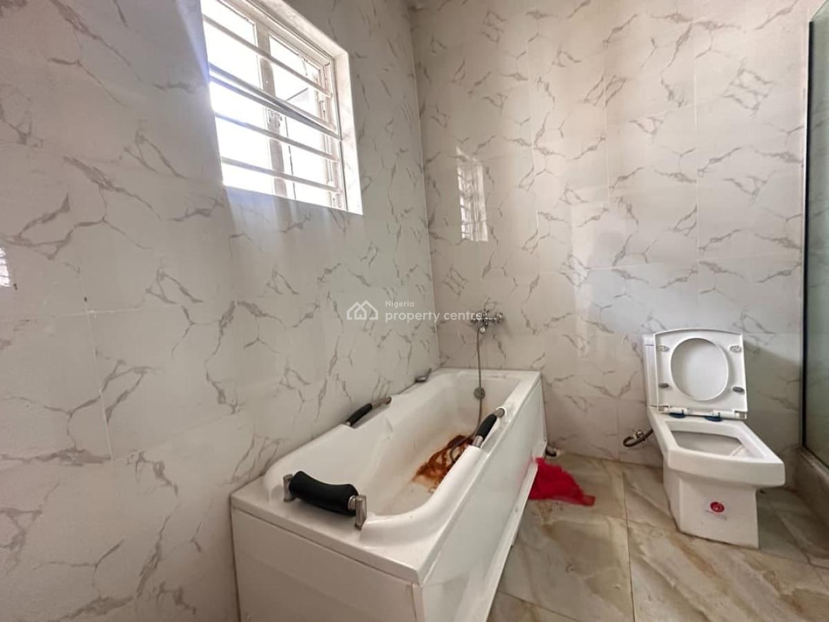 4 Bedroom Terrace Duplex in a Secured Estate, Ikota, Lekki, Lagos, Terraced Duplex for Rent