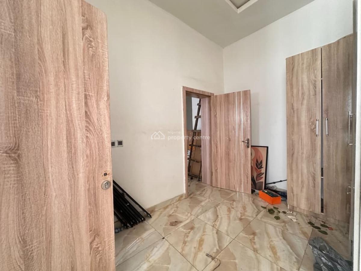 4 Bedroom Terrace Duplex in a Secured Estate, Ikota, Lekki, Lagos, Terraced Duplex for Rent