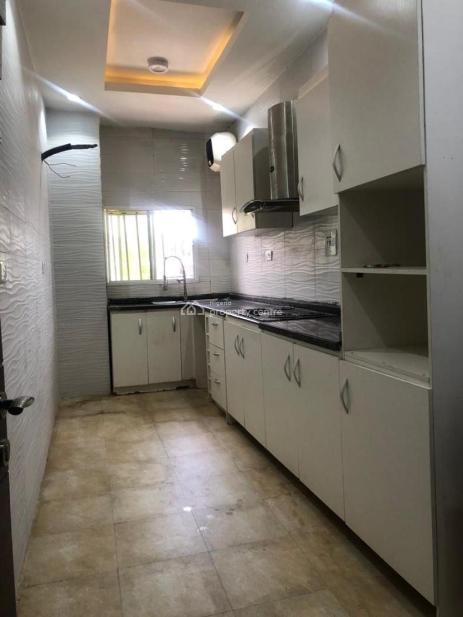 3 Bedroom Apartment in a Call to Access Estate, Ikate, Lekki, Lagos, Flat / Apartment for Rent