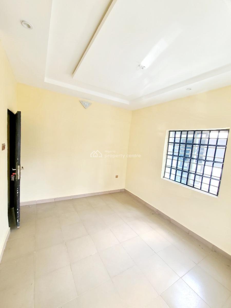 Brand New Luxurious 2 Bedroom Flat Ensuite, Federal Housing Estate, World Bank, Owerri Municipal, Imo, Flat / Apartment for Rent