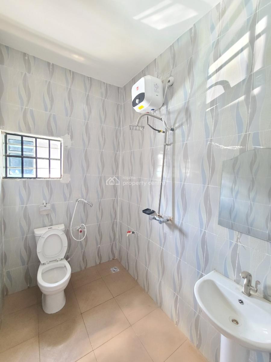 Brand New Luxurious 2 Bedroom Flat Ensuite, Federal Housing Estate, World Bank, Owerri Municipal, Imo, Flat / Apartment for Rent