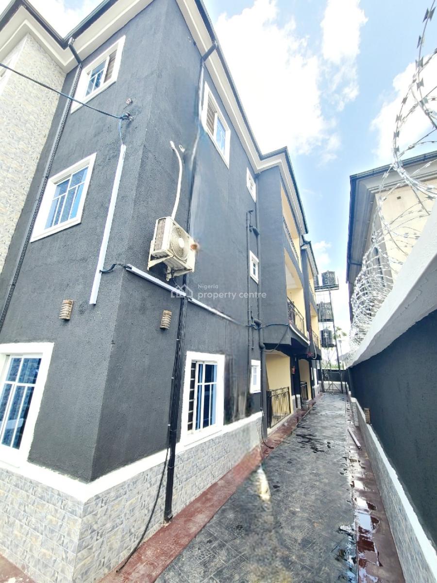 Brand New Luxurious 2 Bedroom Flat Ensuite, Federal Housing Estate, World Bank, Owerri Municipal, Imo, Flat / Apartment for Rent