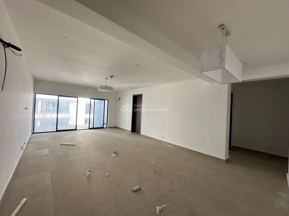 Luxury Service 3 Bedroom Apartment with Bq 24h Light Pool & Gym, Lekki Phase 1, Lekki, Lagos, Flat / Apartment for Rent