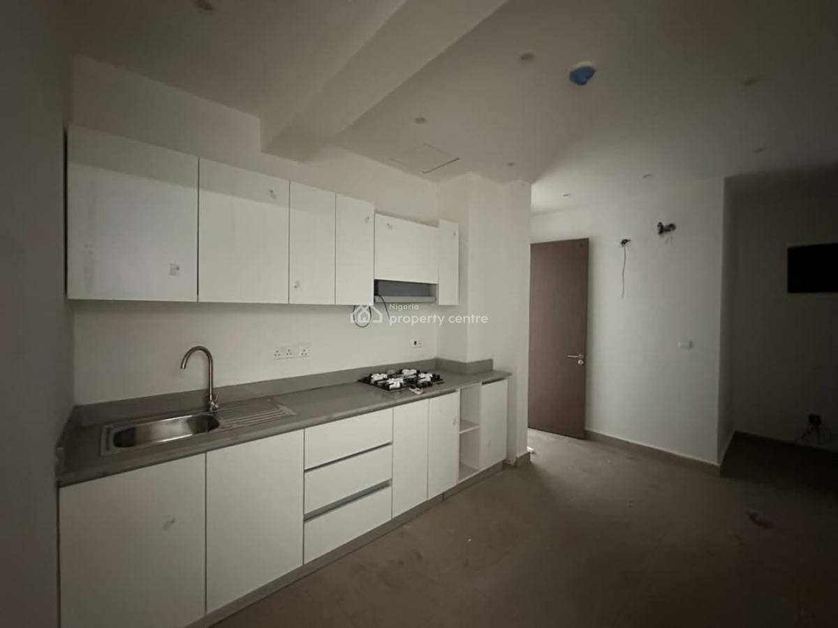 Luxury Service 3 Bedroom Apartment with Bq 24h Light Pool & Gym, Lekki Phase 1, Lekki, Lagos, Flat / Apartment for Rent