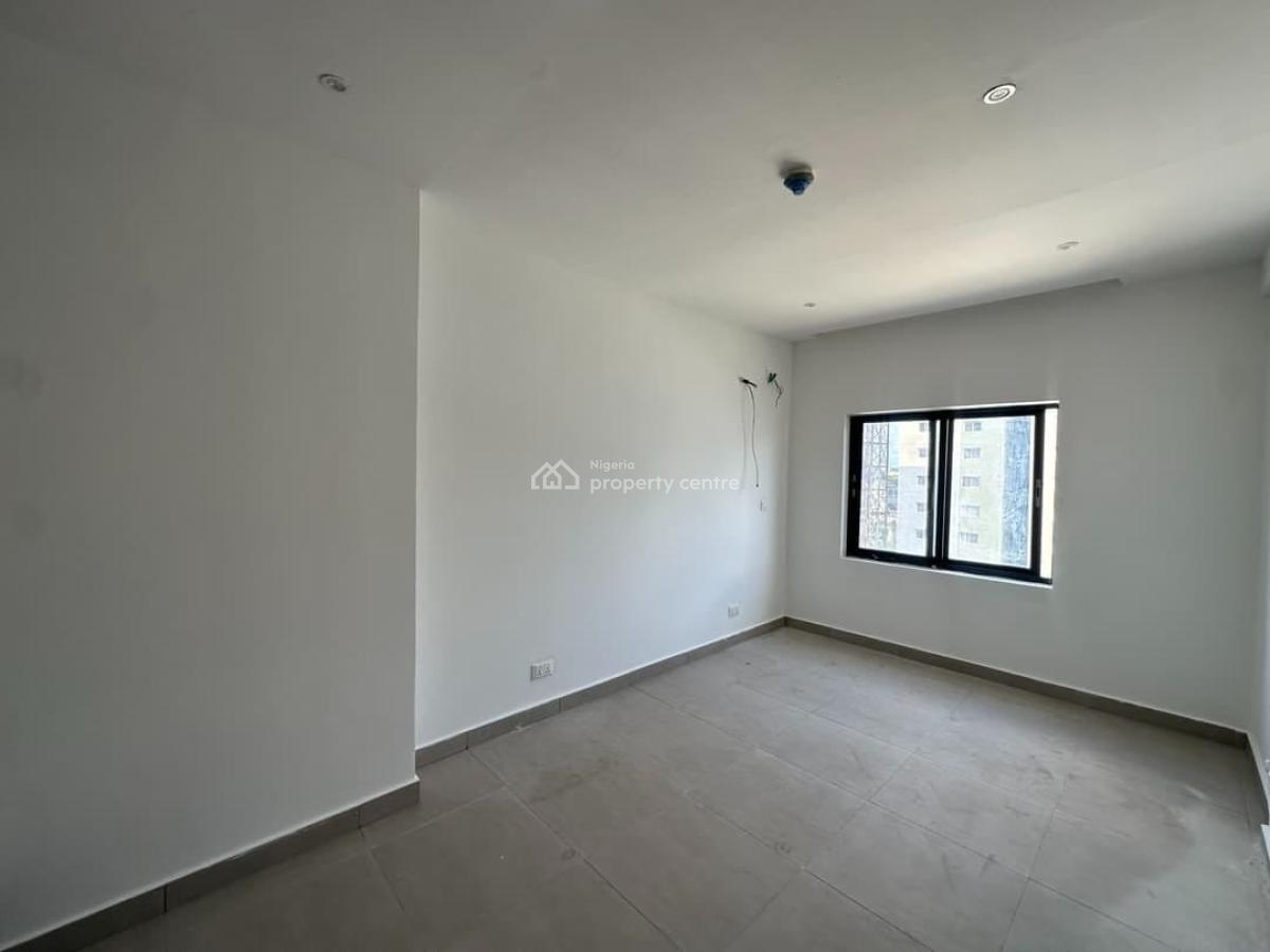 Luxury Service 3 Bedroom Apartment with Bq 24h Light Pool & Gym, Lekki Phase 1, Lekki, Lagos, Flat / Apartment for Rent