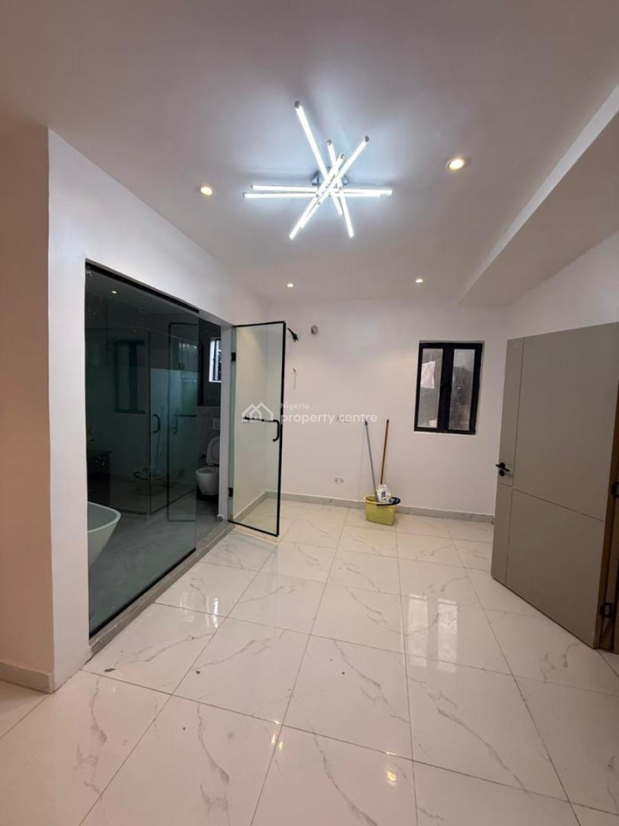 One Bedroom Service Apartment, Freedom Way Lekki, Lekki Phase 1, Lekki, Lagos, Block of Flats for Sale