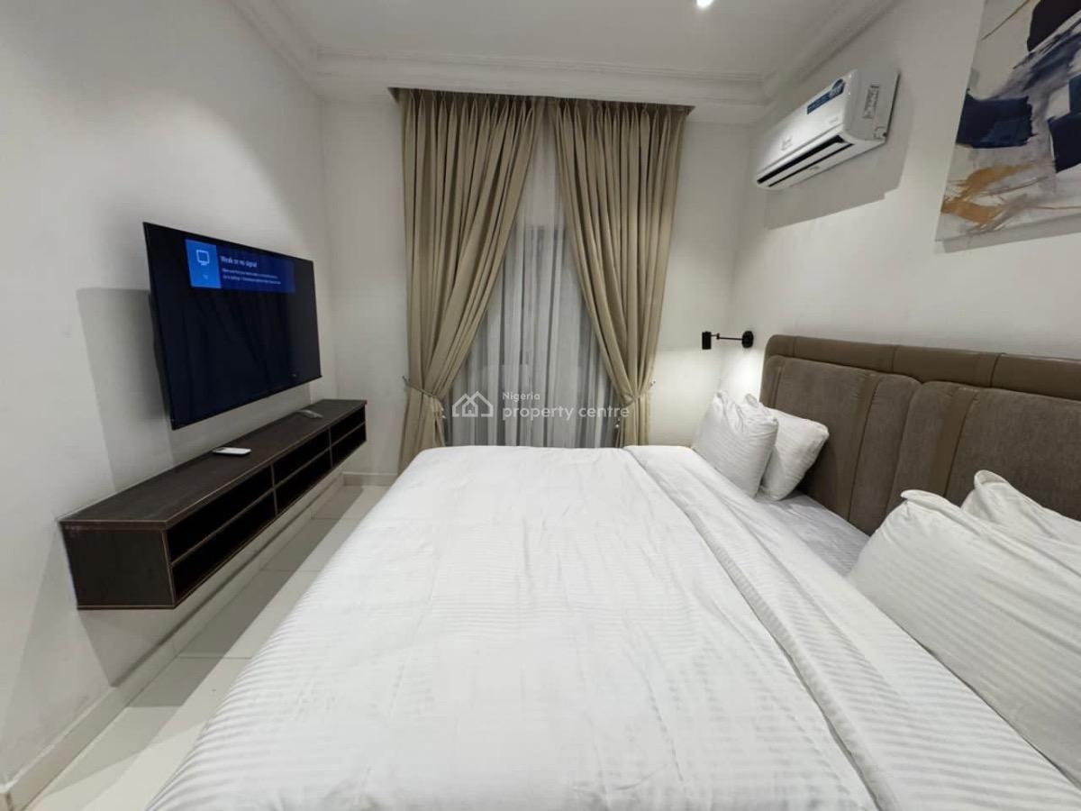 Standard Three Bedroom Duplex Apartment with Swimming Pool & Gym, Agboola Court, Jakande, Lekki, Lagos, Flat / Apartment Short Let