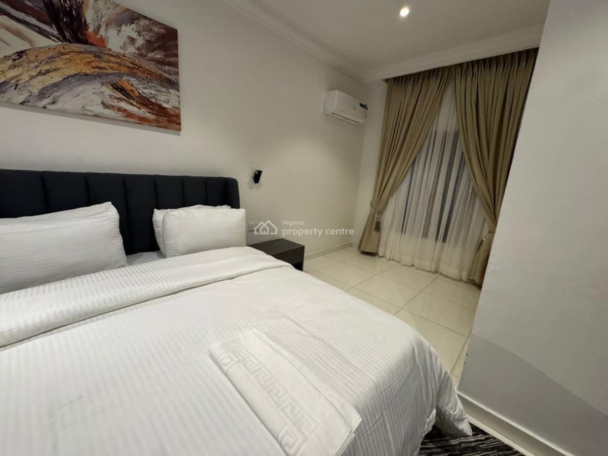 Standard Three Bedroom Duplex Apartment with Swimming Pool & Gym, Agboola Court, Jakande, Lekki, Lagos, Flat / Apartment Short Let