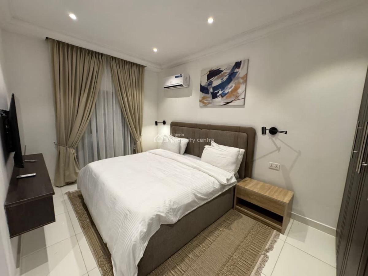 Standard Three Bedroom Duplex Apartment with Swimming Pool & Gym, Agboola Court, Jakande, Lekki, Lagos, Flat / Apartment Short Let