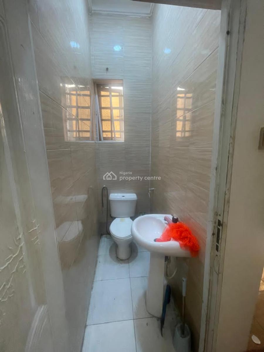 Spacious & Lovely 2 Bedroom Terraced Duplex, Olowora By Omole Phase 2, Olowora, Magodo, Lagos, Terraced Duplex for Rent