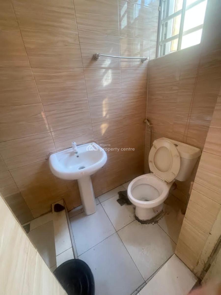 Spacious & Lovely 2 Bedroom Terraced Duplex, Olowora By Omole Phase 2, Olowora, Magodo, Lagos, Terraced Duplex for Rent