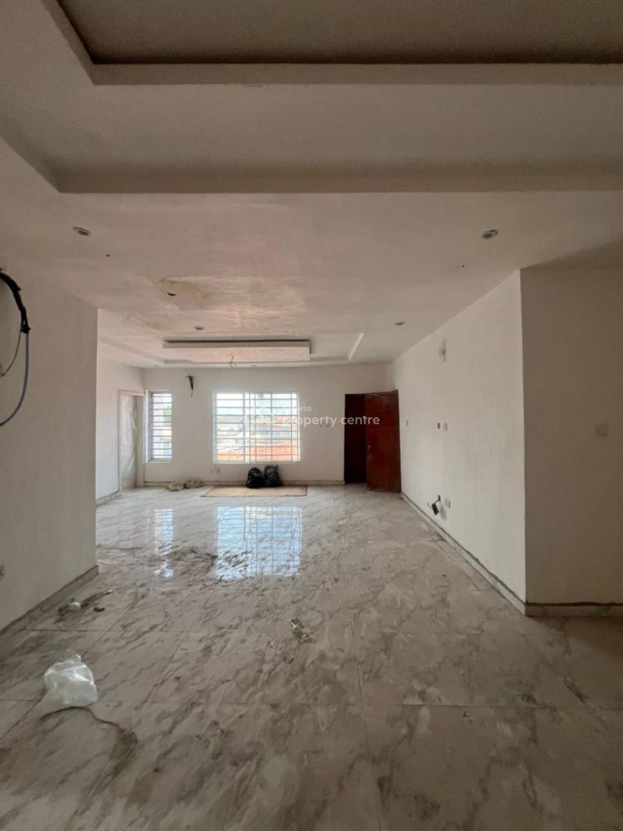 2 Bedroom Apartment, Ilaje, Ajah, Lagos, Flat / Apartment for Rent