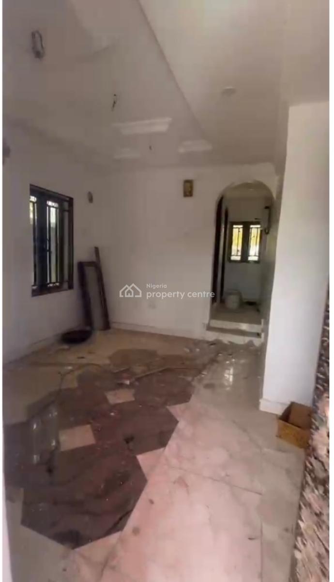 Newly Renovated Mini Flat, Off Estate Road, Alapere, Ketu, Lagos, Flat / Apartment for Rent