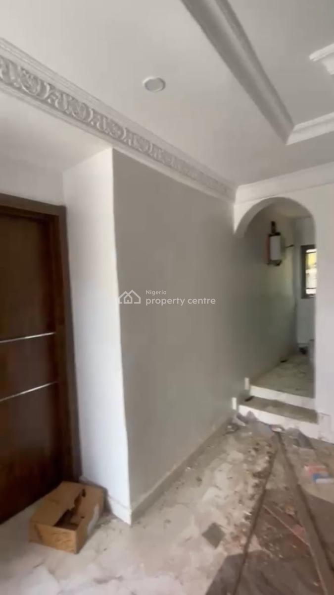 Newly Renovated Mini Flat, Off Estate Road, Alapere, Ketu, Lagos, Flat / Apartment for Rent