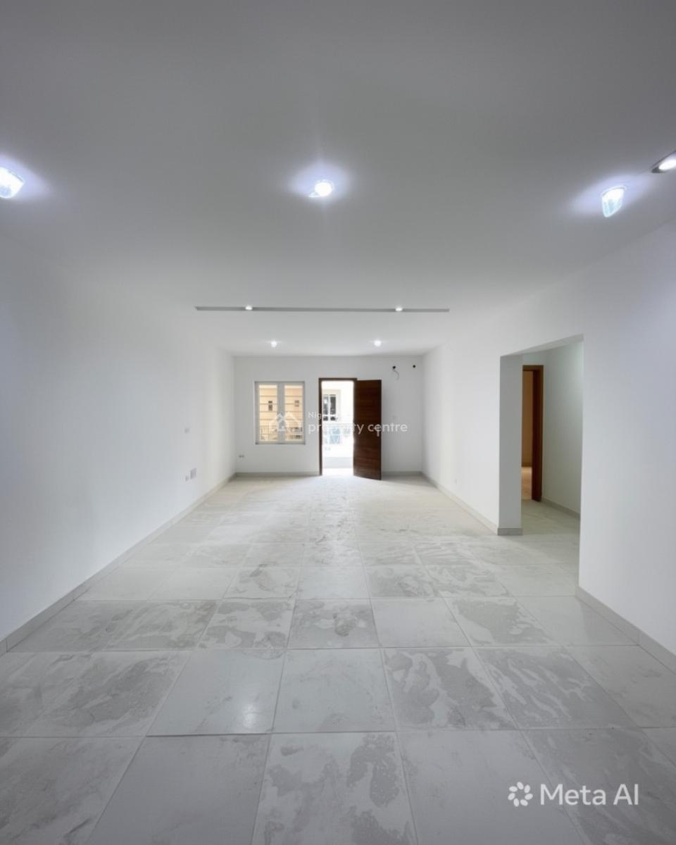 2 Bedroom Apartment, Lekki Phase 1, Lekki, Lagos, Block of Flats for Sale