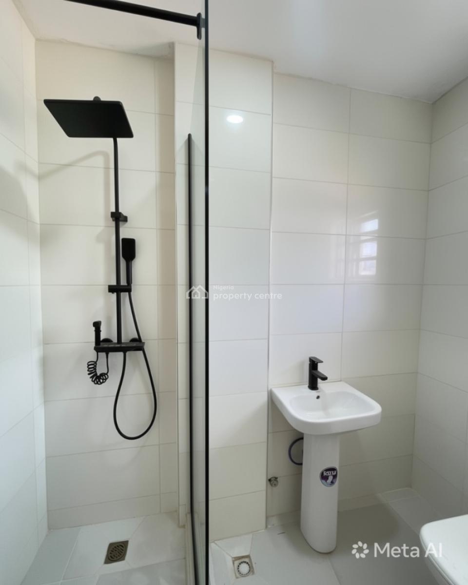2 Bedroom Apartment, Lekki Phase 1, Lekki, Lagos, Block of Flats for Sale