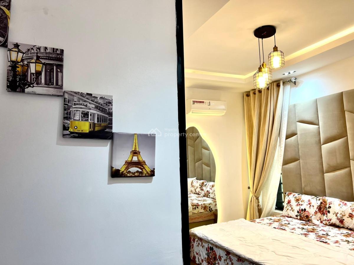 Luxury 4bedroom Semidetached Duplex with Private Parking & Ps5, Ensuite Rooms, 24/7 Power, 2living Rooms, Comfortable and Secure, Lekki, Lagos, House Short Let