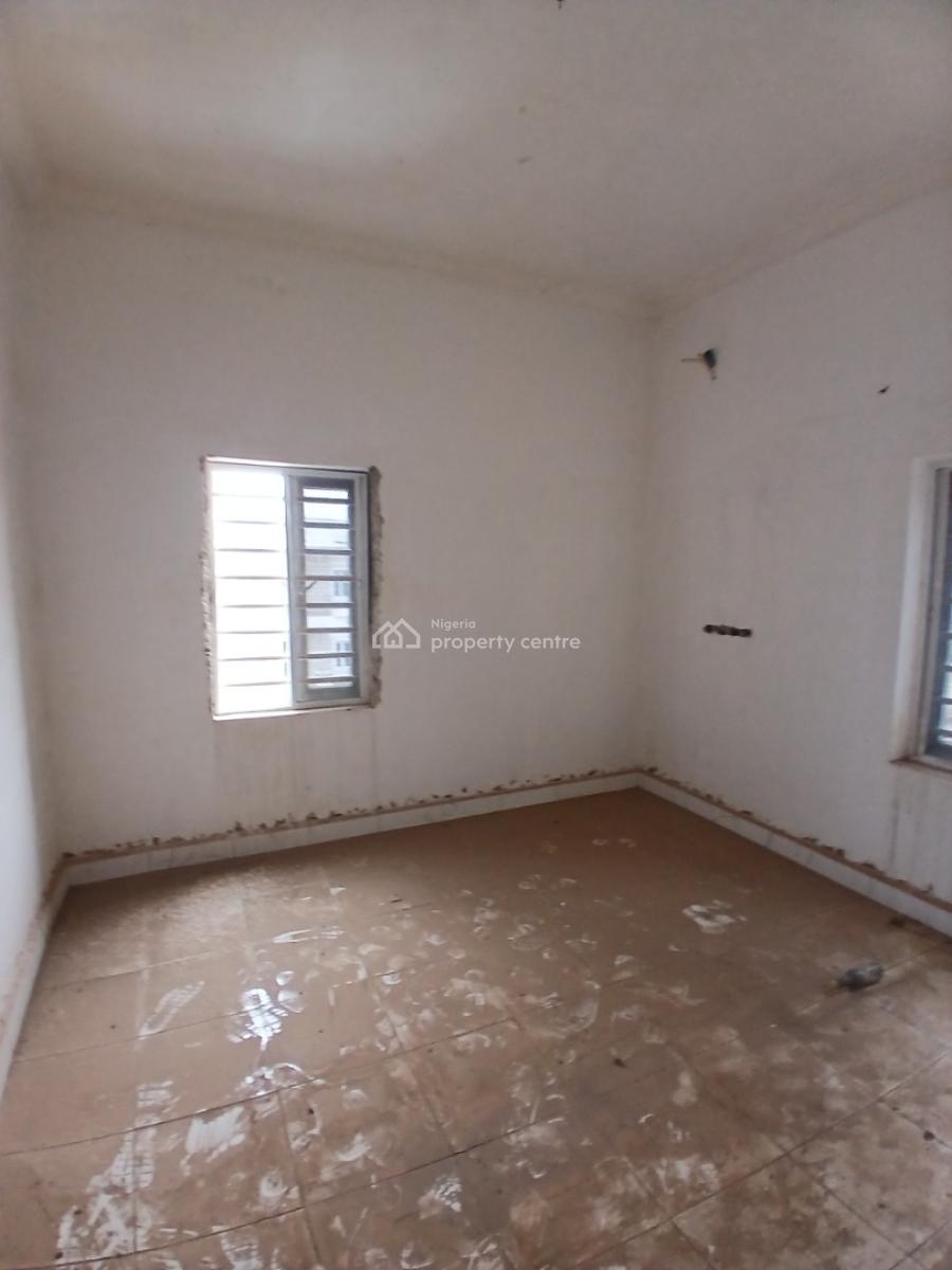 Newly Built 2 Bedroom in an Estate,rooms En Suite, Apo Primary, Apo, Abuja, Flat / Apartment for Sale