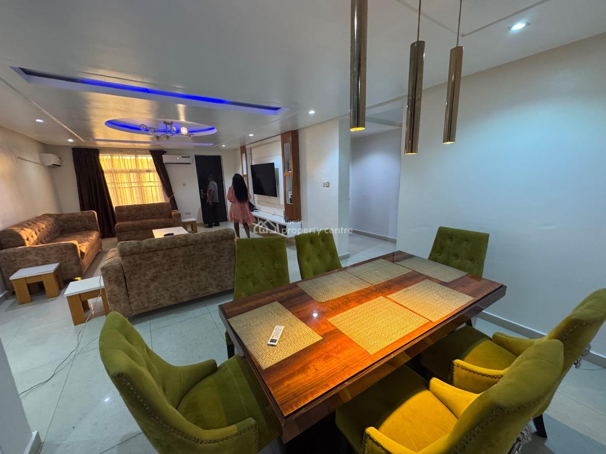 a Serviced and Furnished 3 Bedroom Flat with Bq in Lekki 1, Lekki Phase 1 of Admiralty Way., Lekki Phase 1, Lekki, Lagos, Flat / Apartment for Rent