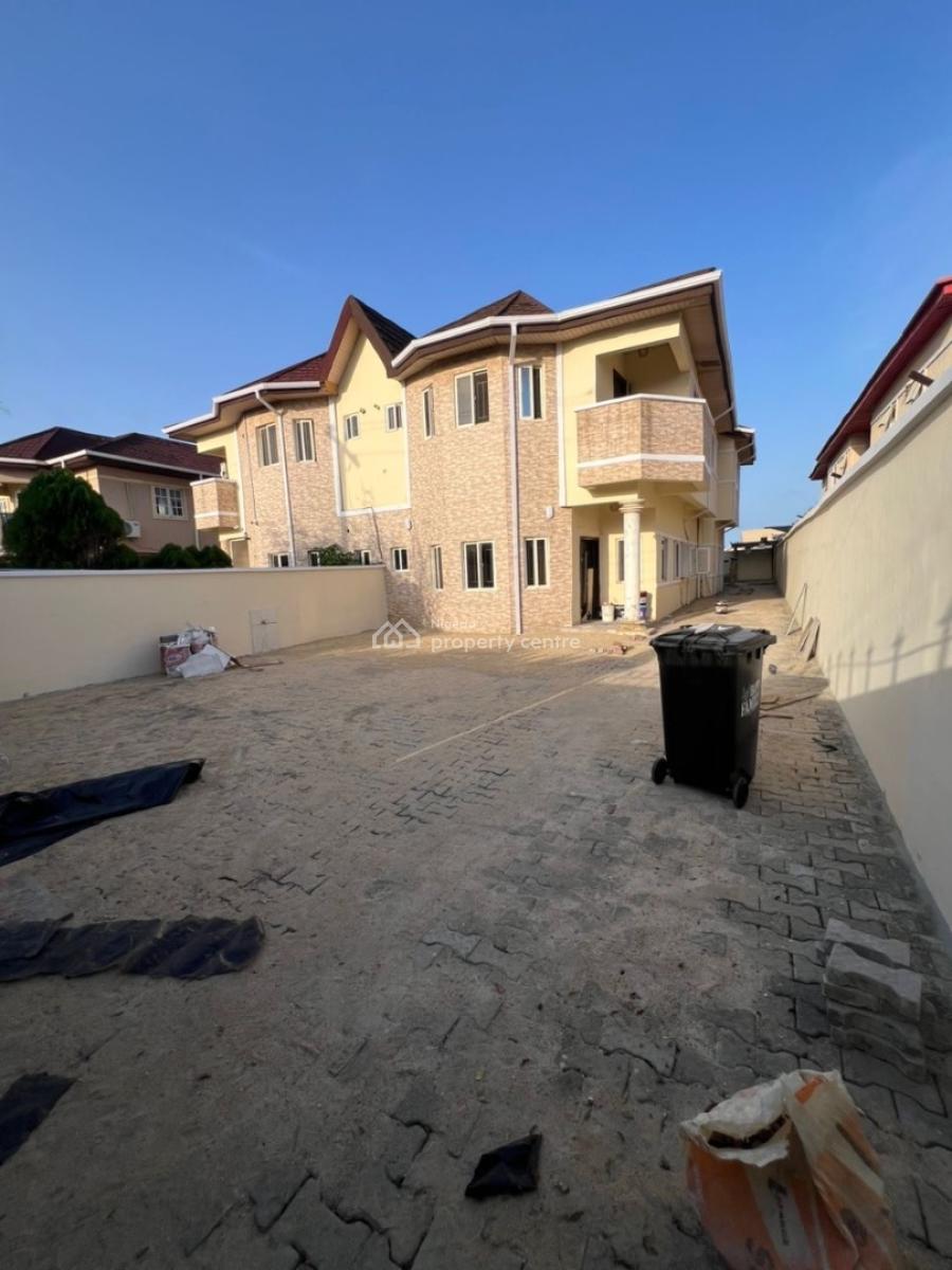 Luxury and Large 4bedroom Semidetached Duplex with Bq, Estate on Alpha Beach Road Before Chevron, Lekki, Lagos, House for Rent