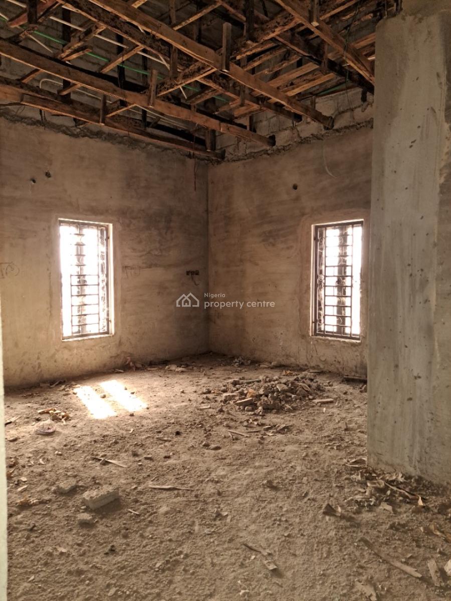 Beautifully Finished and Very Spacious 3 Bedroom Flat in a Nice Estate, Lugbe Airport Road, After Dunamis Glory Dome, Sabon Lugbe, Lugbe District, Abuja, Flat / Apartment for Sale