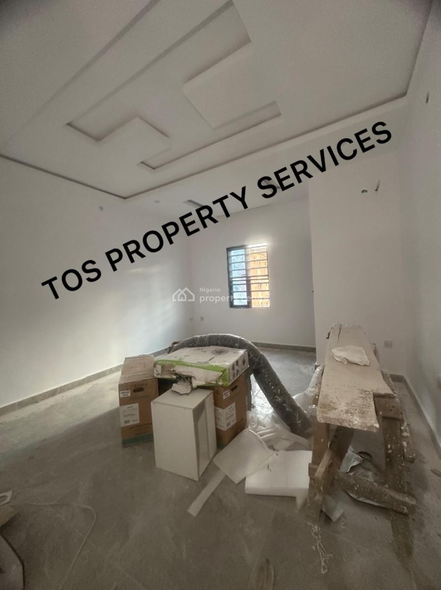 New 2 Bedroom Apartment, Alagomeji, Yaba, Lagos, Flat / Apartment for Rent