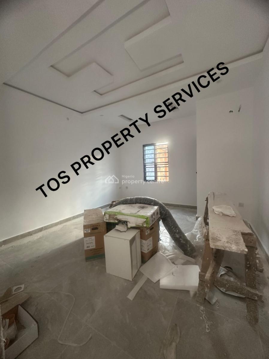 New 2 Bedroom Apartment, Alagomeji, Yaba, Lagos, Flat / Apartment for Rent