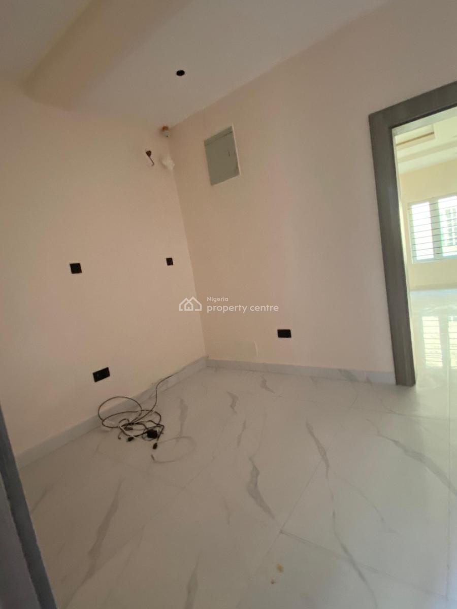 a Serviced 3 Bedroom Terrace in Ikate Elegushi, Ikate Elegushi By The Coastal Road., Ikate Elegushi, Lekki, Lagos, Terraced Duplex for Rent