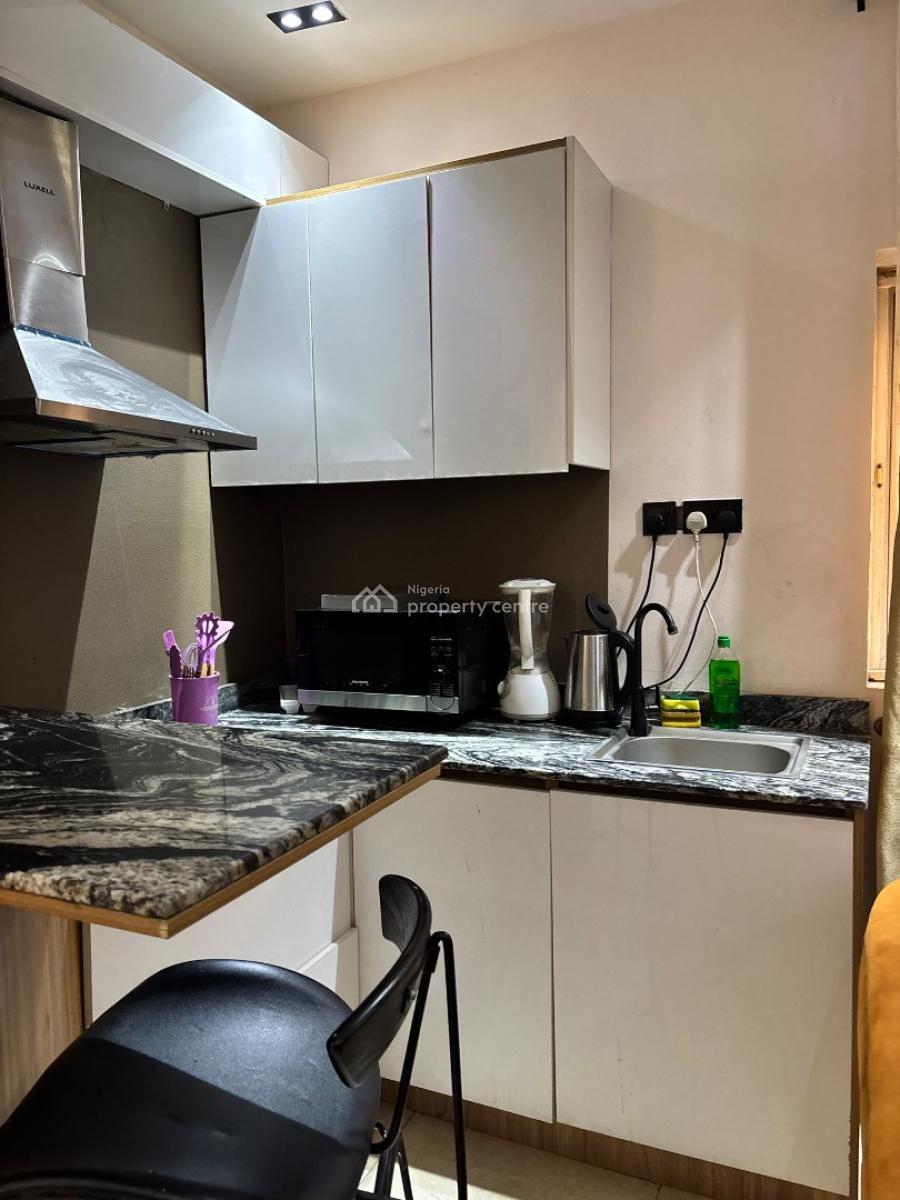 Beautifully Furnished 1bedroom Apartment with Fully Amenities, Kenneth Agbakuru, Lekki Phase 1, Lekki, Lagos, Mini Flat (room and Parlour) Short Let