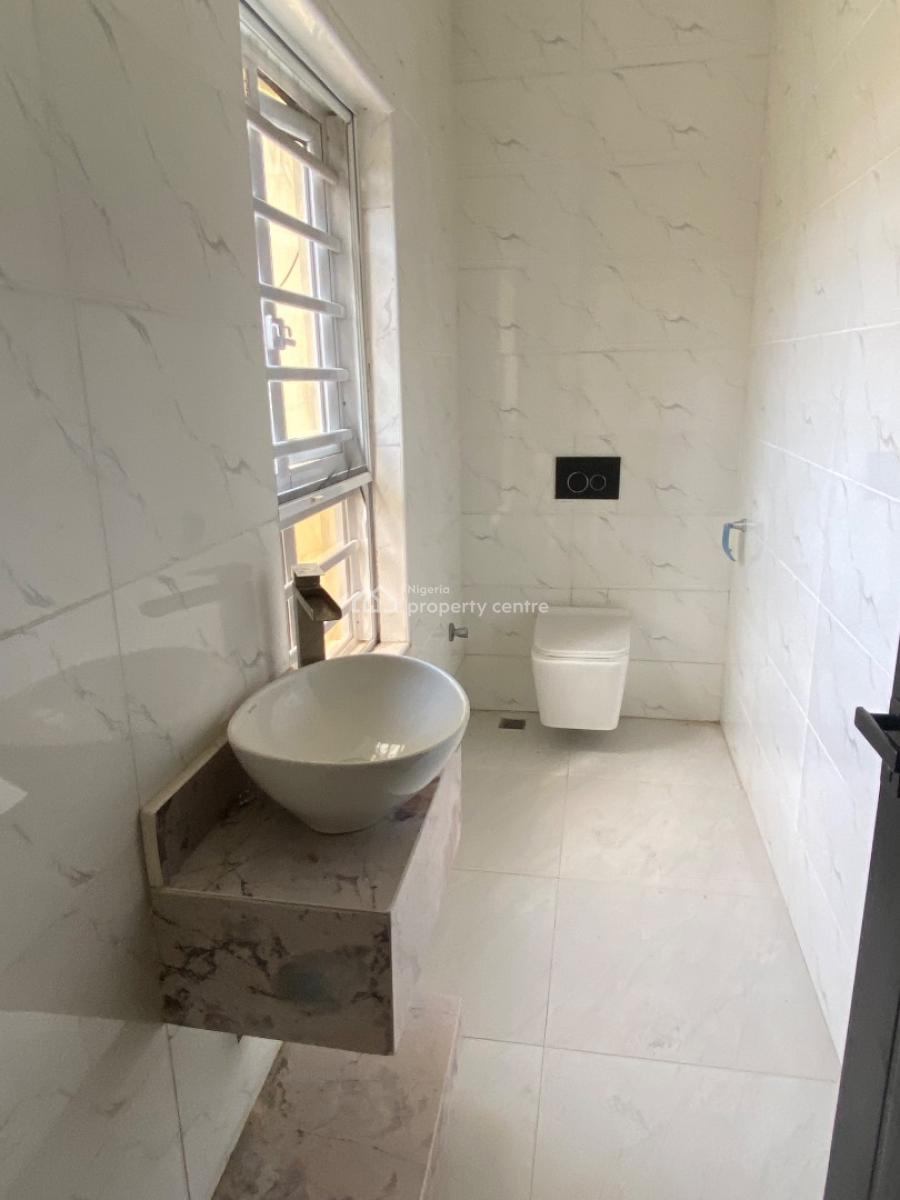 Luxury Clean 2 Bedroom Flat Upstairs( with Balcony ), Orchid Road ,, Upstairs and Has Balcony, Lekki, Lagos, Flat / Apartment for Rent