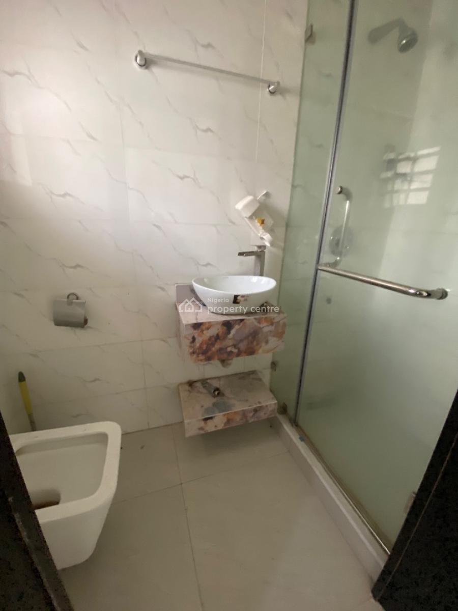 Luxury Clean 2 Bedroom Flat Upstairs( with Balcony ), Orchid Road ,, Upstairs and Has Balcony, Lekki, Lagos, Flat / Apartment for Rent