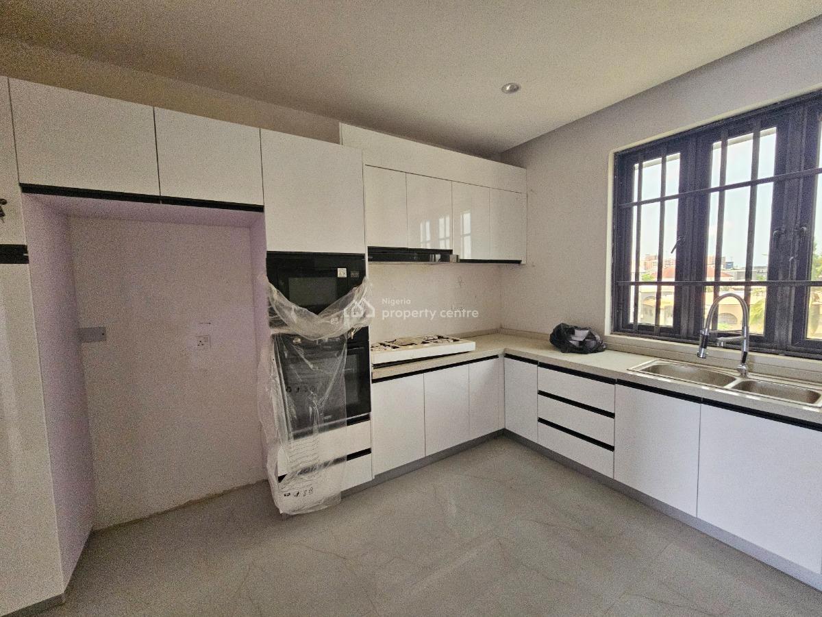 Brand New 3 Bedroom Fully Serviced Apartment in an Estate, in an Access-controlled Estate, Parkview, Ikoyi, Lagos, Flat / Apartment for Sale