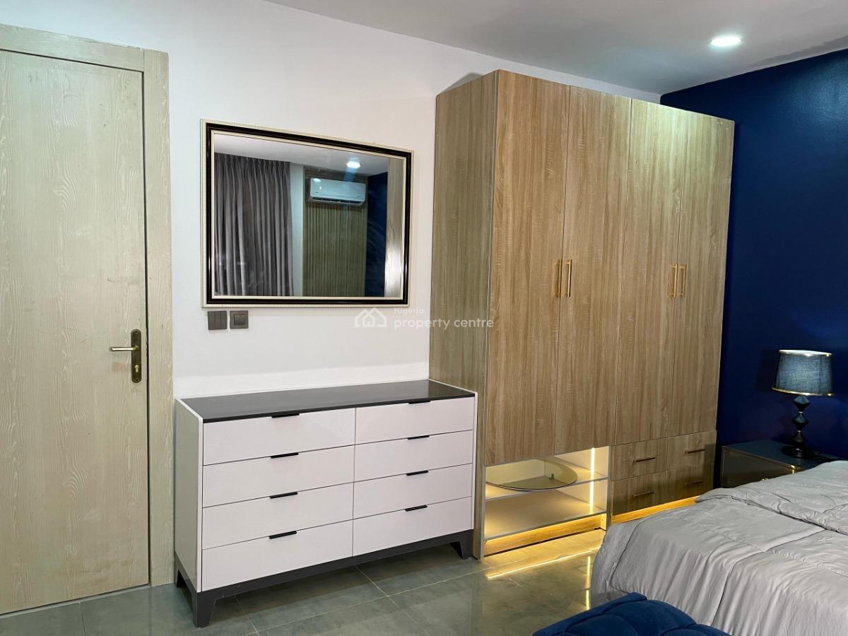 a Deluxe 2 Bedroom Apartment with Pool, Wifi, Netflix Etc, Off Isaac John Street Ikeja G.r.a, Ikeja Gra, Ikeja, Lagos, Flat / Apartment Short Let