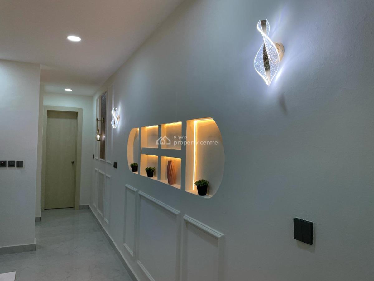 a Deluxe 2 Bedroom Apartment with Pool, Wifi, Netflix Etc, Off Isaac John Street Ikeja G.r.a, Ikeja Gra, Ikeja, Lagos, Flat / Apartment Short Let