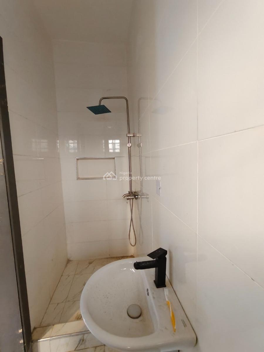 Brand New 2 Bedrooms Apartment, Off Abraham Adesanya, Ajah, Lagos, Flat / Apartment for Rent