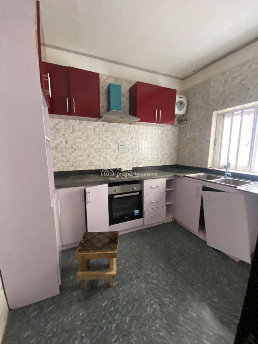 Luxury Standard 2 Bedroom Flat Ground Fooor, Orchid Road , Ground Lloor Flat with Video Availble, Lekki, Lagos, Flat / Apartment for Rent