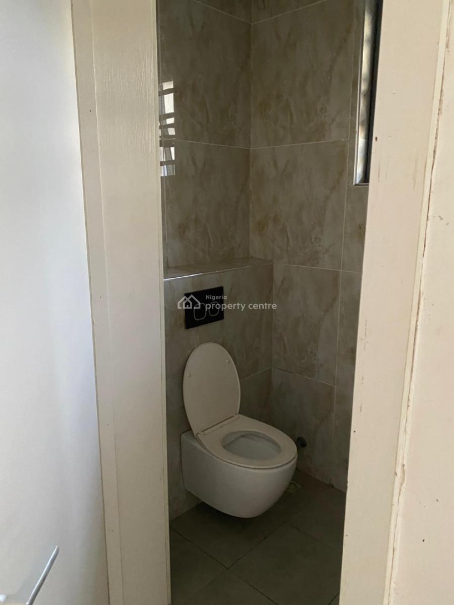 Four Bedroom Terrace, Lekki Phase 1, Lekki, Lagos, Terraced Duplex for Rent